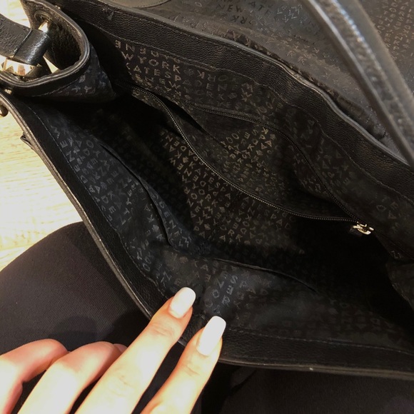 Kate Spade Purse - Picture 6 of 11